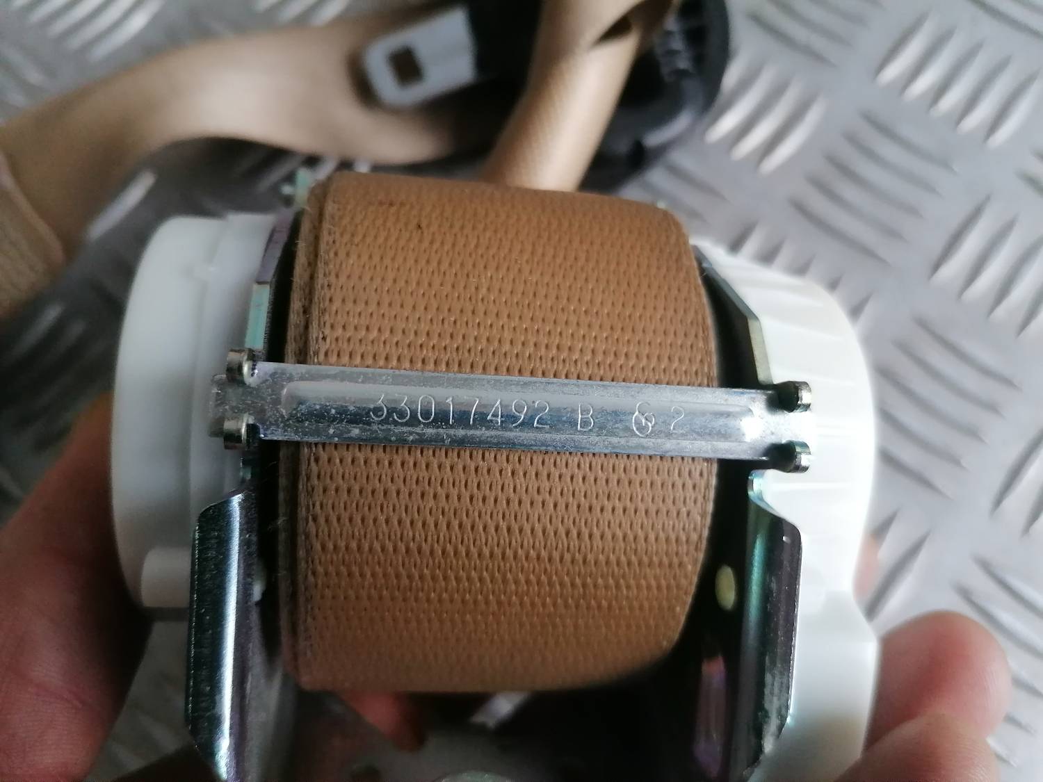 Priekšējā labā drošības josta priekš BMW 318D E91 2008 TOURING 4 Priekšējā labā drošības josta priekš BMW 318D E91 2008 TOURING