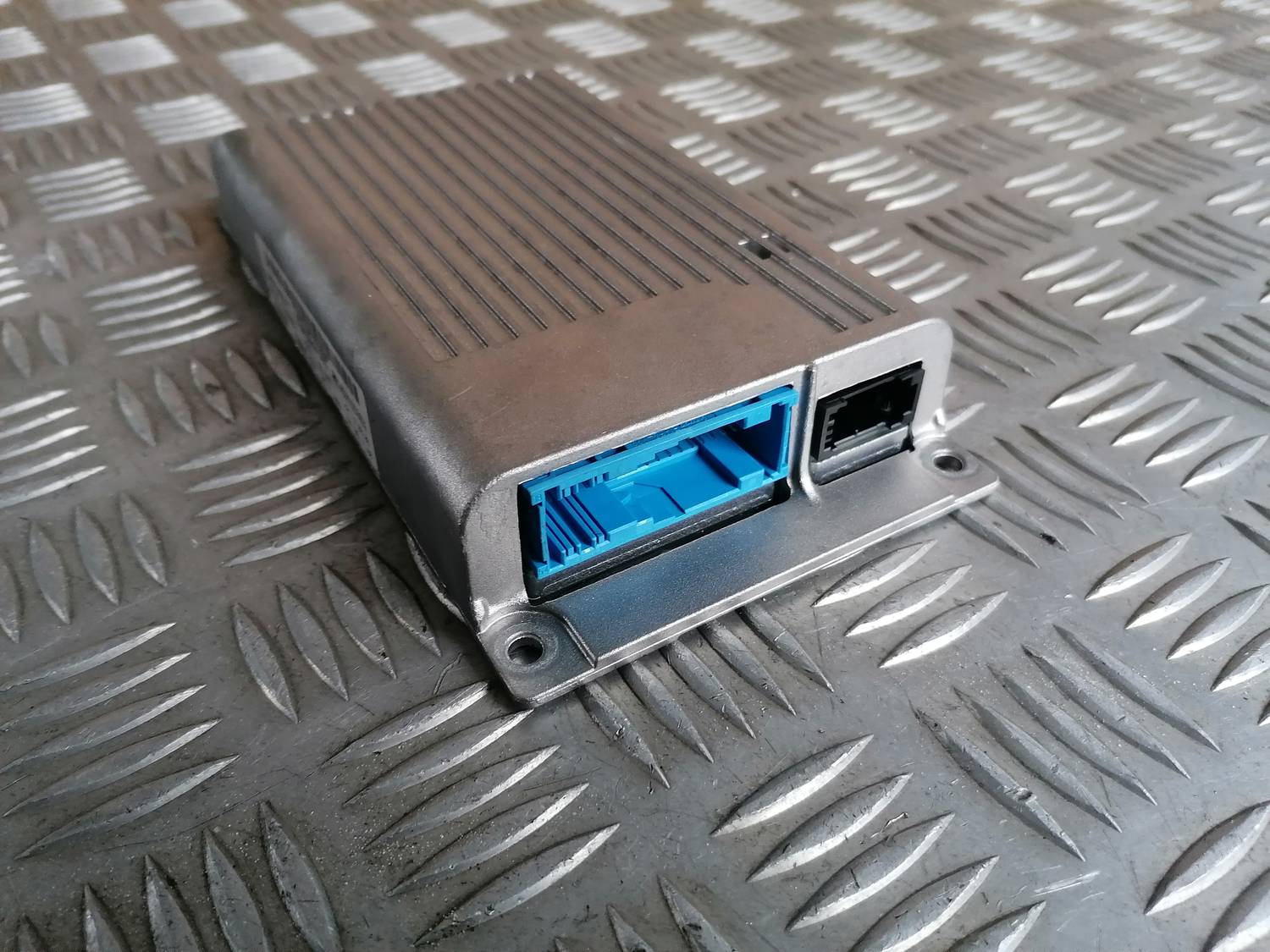 Tālruņa vadības bloks priekš BMW 318D E91 2008 TOURING