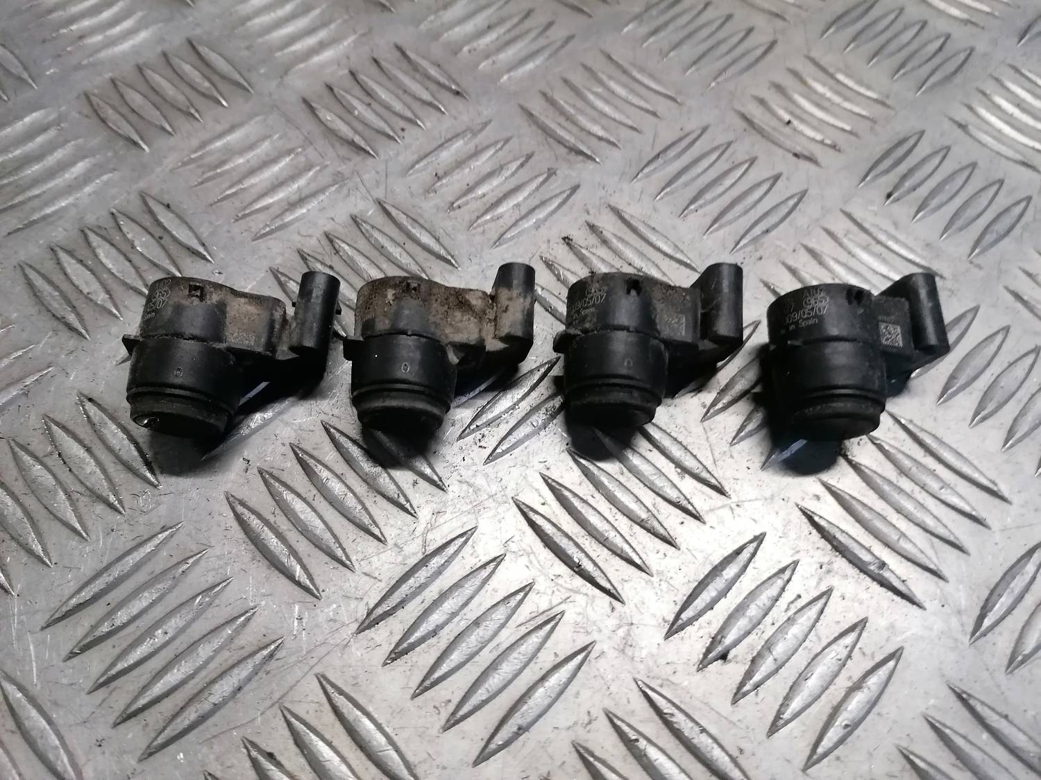 Parkošanās devējs priekš BMW 318D E91 2008 TOURING 2 Parkošanās devējs priekš BMW 318D E91 2008 TOURING