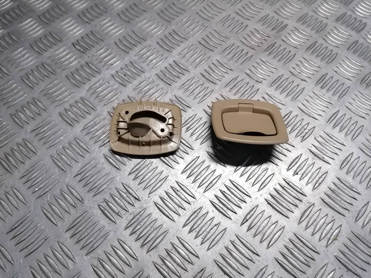 Griestu uzlika priekš BMW 318D E91 2008 TOURING