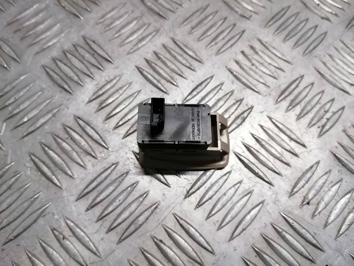 Stikla pacelšanas poga priekš BMW 318D E91 2008 TOURING