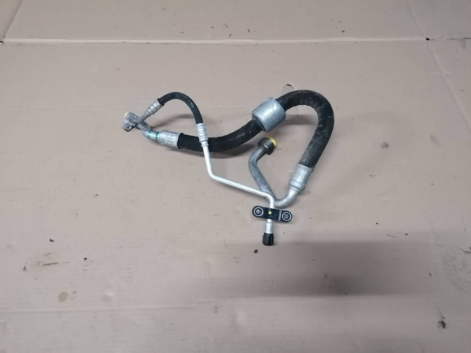 Gaisa kondicioniera caurule priekš BMW 318D E91 2008 TOURING 1 Gaisa kondicioniera caurule priekš BMW 318D E91 2008 TOURING