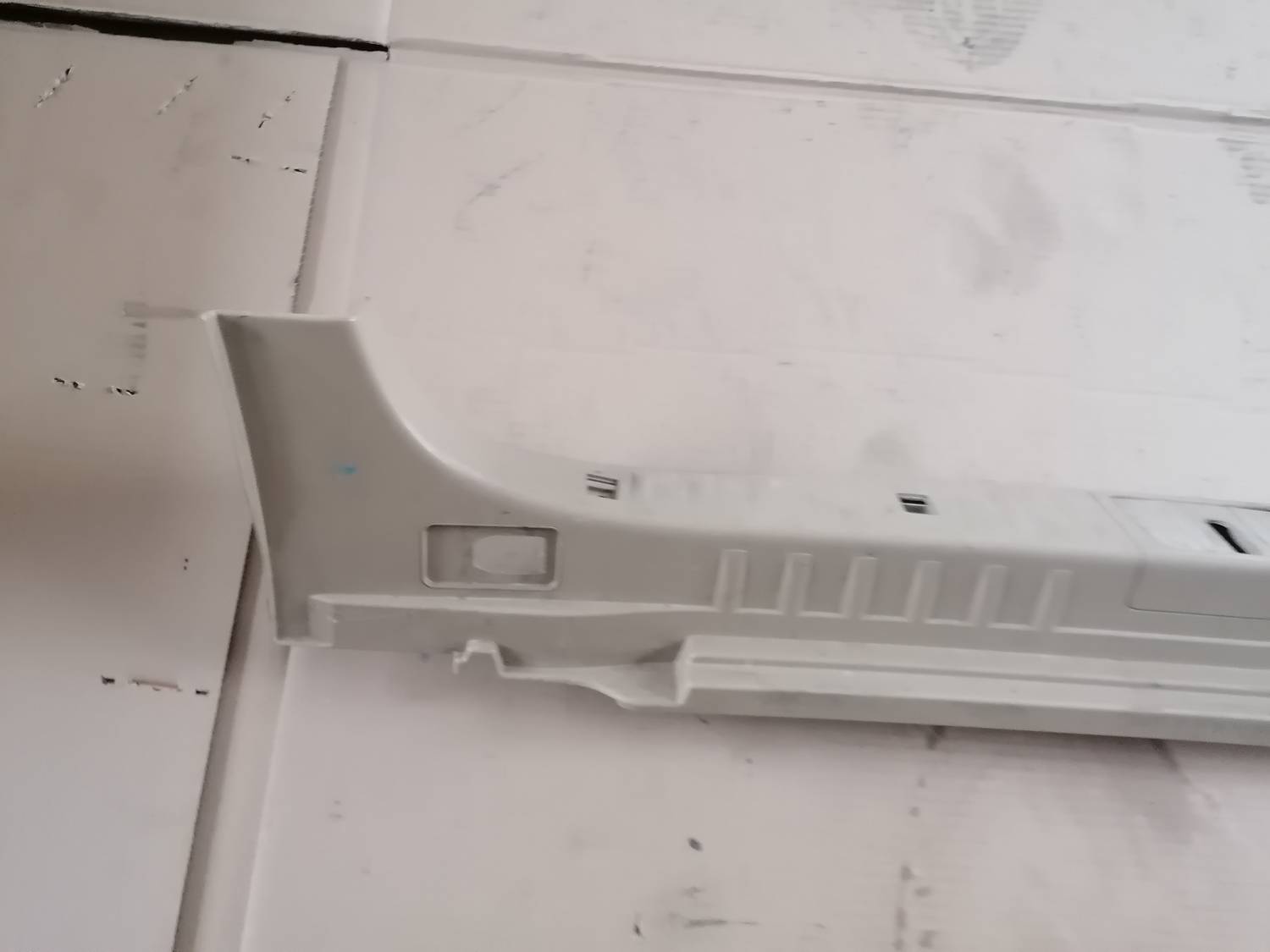 Bagažnieka nodalījuma sliekšņa uzlika priekš BMW 318D E91 2008 TOURING