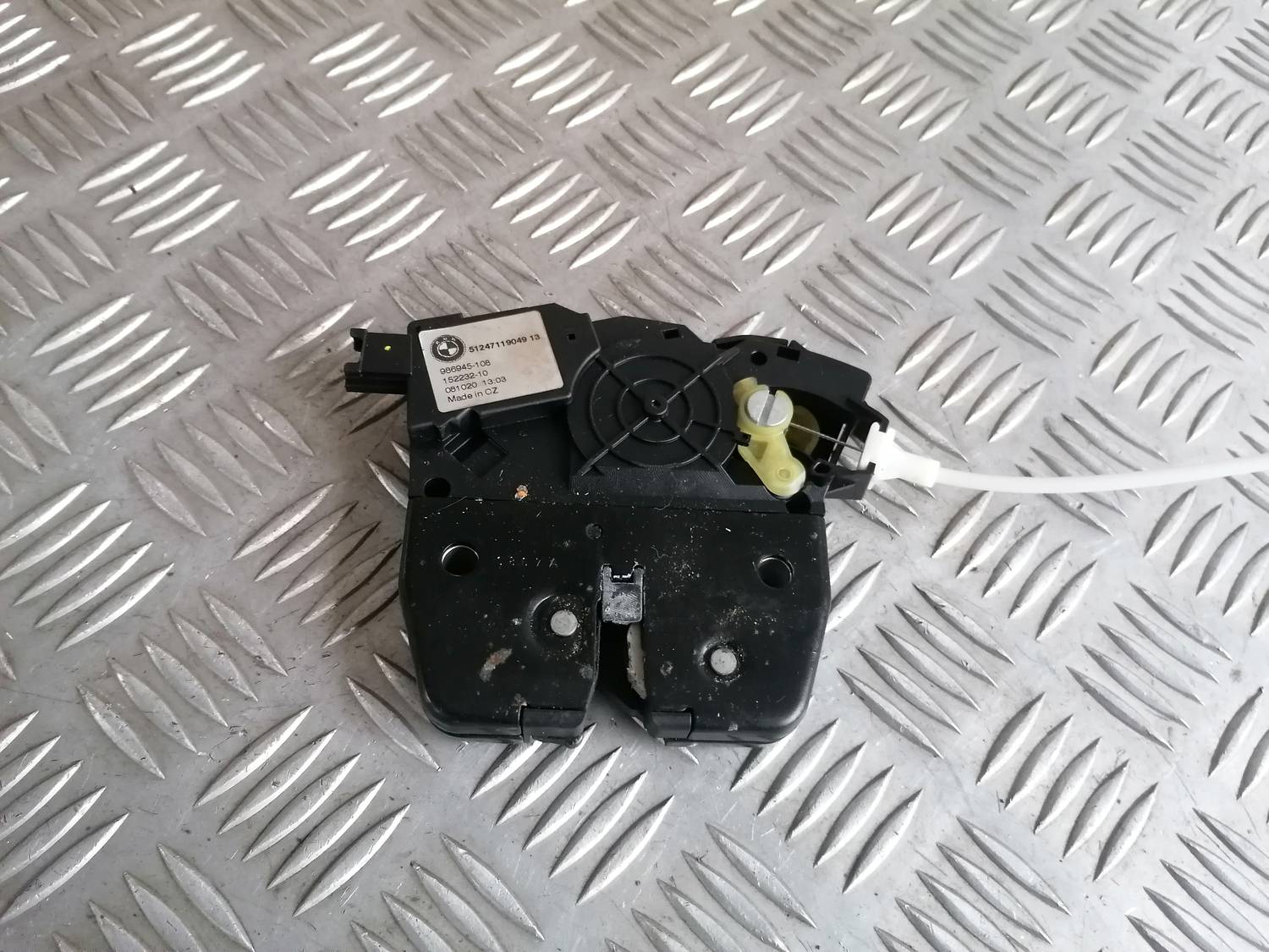 Bagāžnieka vāka slēdzene priekš BMW 318D E91 2008 TOURING 2 Bagāžnieka vāka slēdzene priekš BMW 318D E91 2008 TOURING