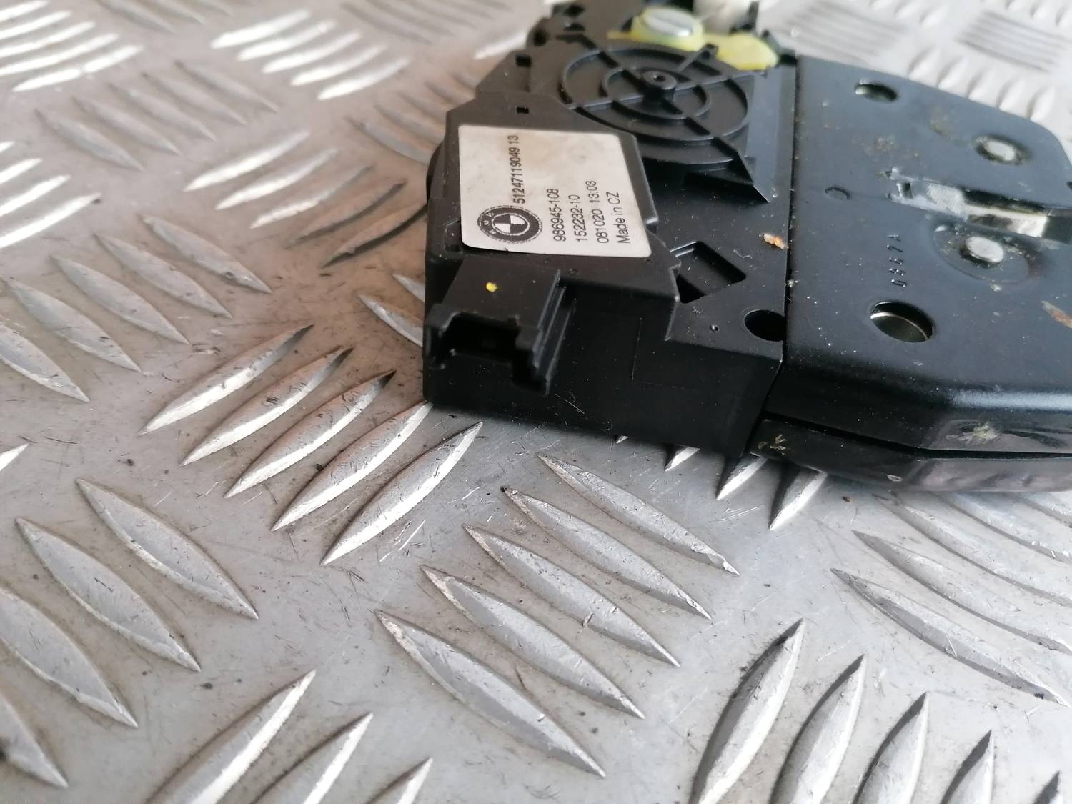 Bagāžnieka vāka slēdzene priekš BMW 318D E91 2008 TOURING 3 Bagāžnieka vāka slēdzene priekš BMW 318D E91 2008 TOURING