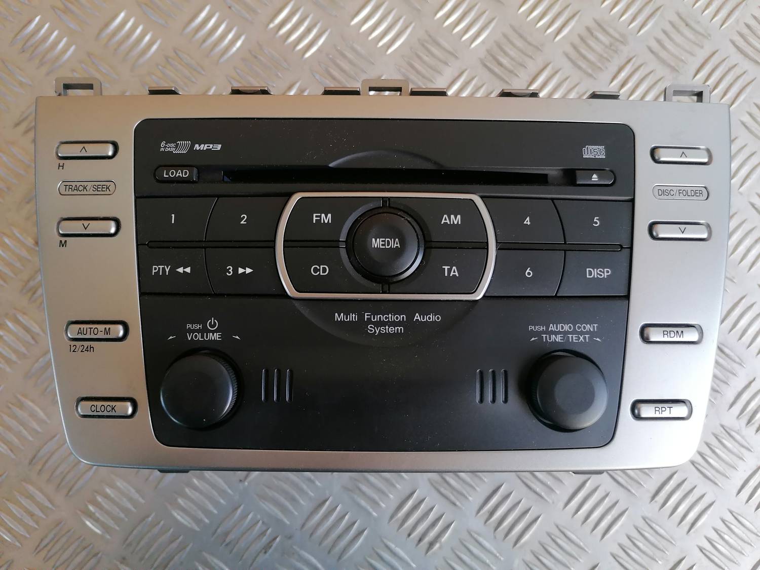 CD/DVD/Navigācijas bloks priekš MAZDA 6 2007 2 CD/DVD/Navigācijas bloks priekš MAZDA 6 2007