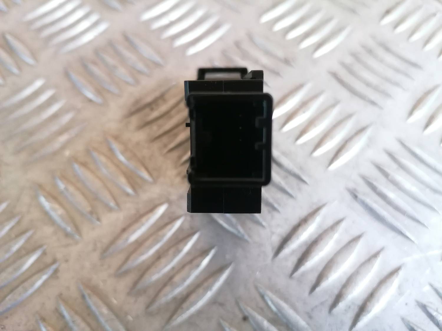 Trauksmes poga priekš MAZDA 6 2007