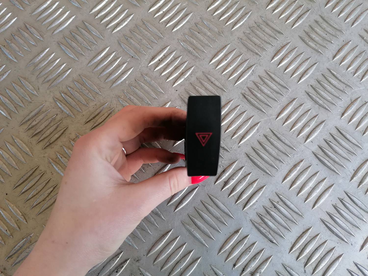 Trauksmes poga priekš MAZDA 6 2007