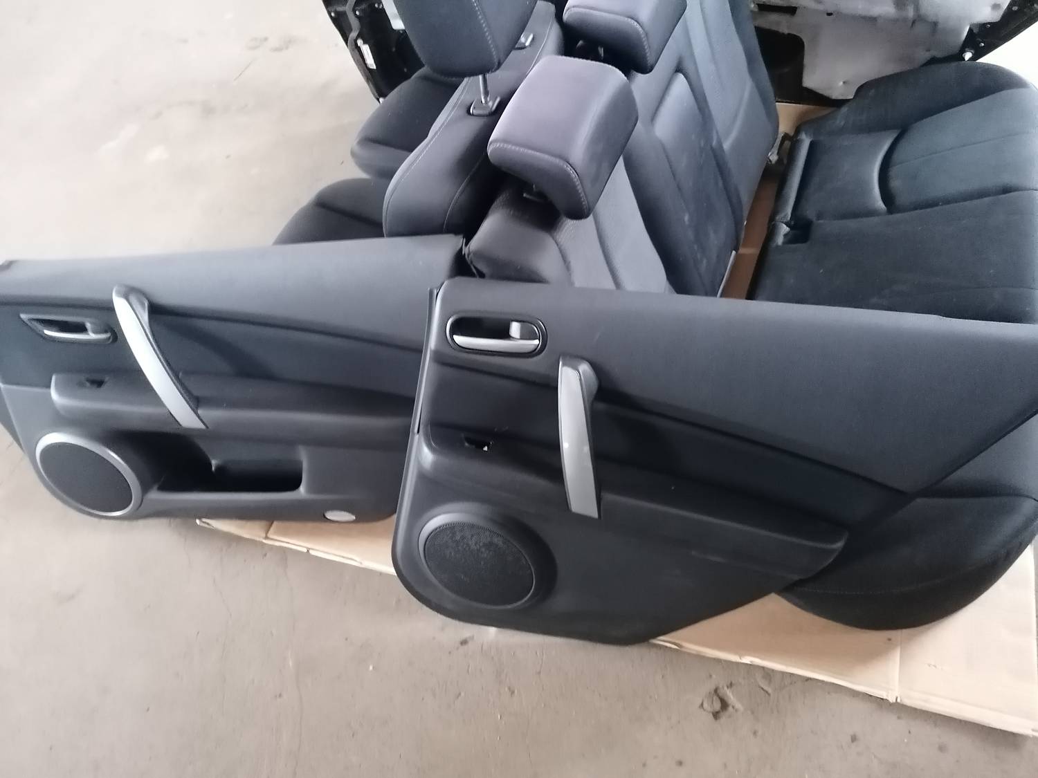 Sēdekļu komplekts priekš MAZDA 6 2007 6 Sēdekļu komplekts priekš MAZDA 6 2007