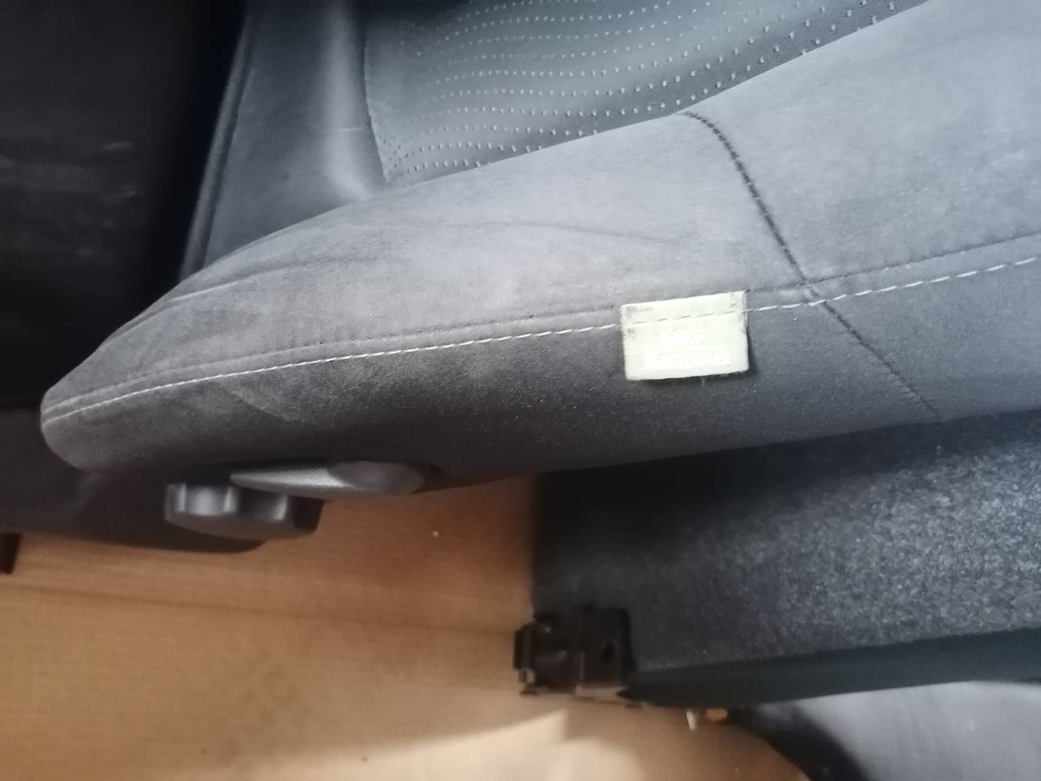 Sēdekļu komplekts priekš MAZDA 6 2007 8 Sēdekļu komplekts priekš MAZDA 6 2007