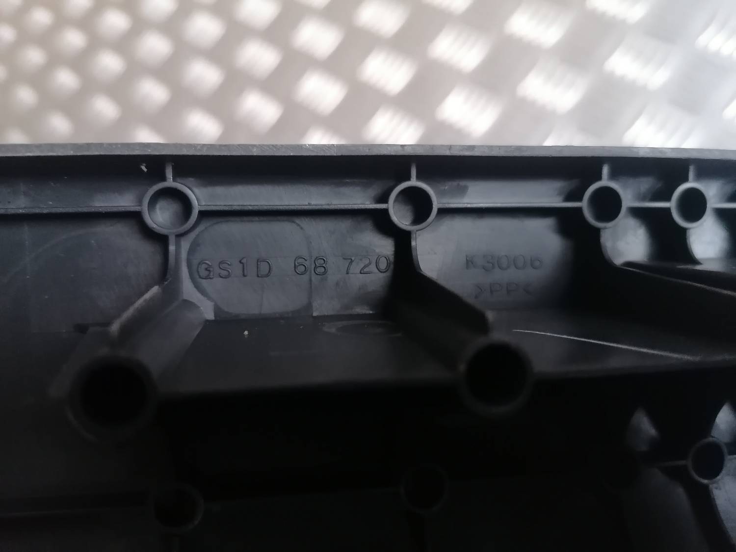 Sliekšņa priekšēja kreisa uzlika (salonā) priekš MAZDA 6 2007 3 Sliekšņa priekšēja kreisa uzlika (salonā) priekš MAZDA 6 2007