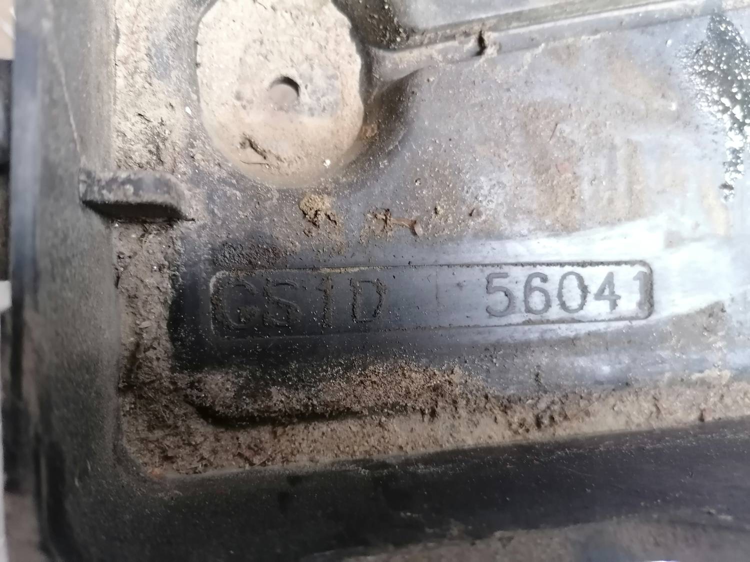 Akumulatora pamatnes kronšteins priekš MAZDA 6 2007 4 Akumulatora pamatnes kronšteins priekš MAZDA 6 2007