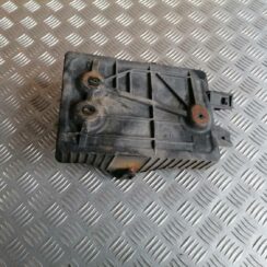 Akumulatora pamatnes kronšteins priekš MAZDA 6 2007