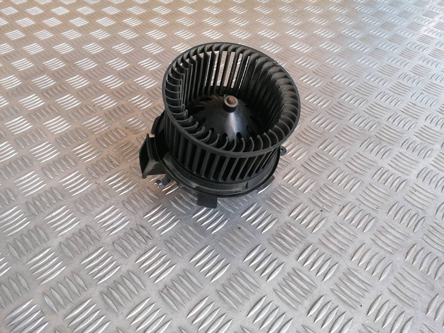 Salona ventilators priekš XSARA PICASSO 2003 2 Salona ventilators priekš XSARA PICASSO 2003