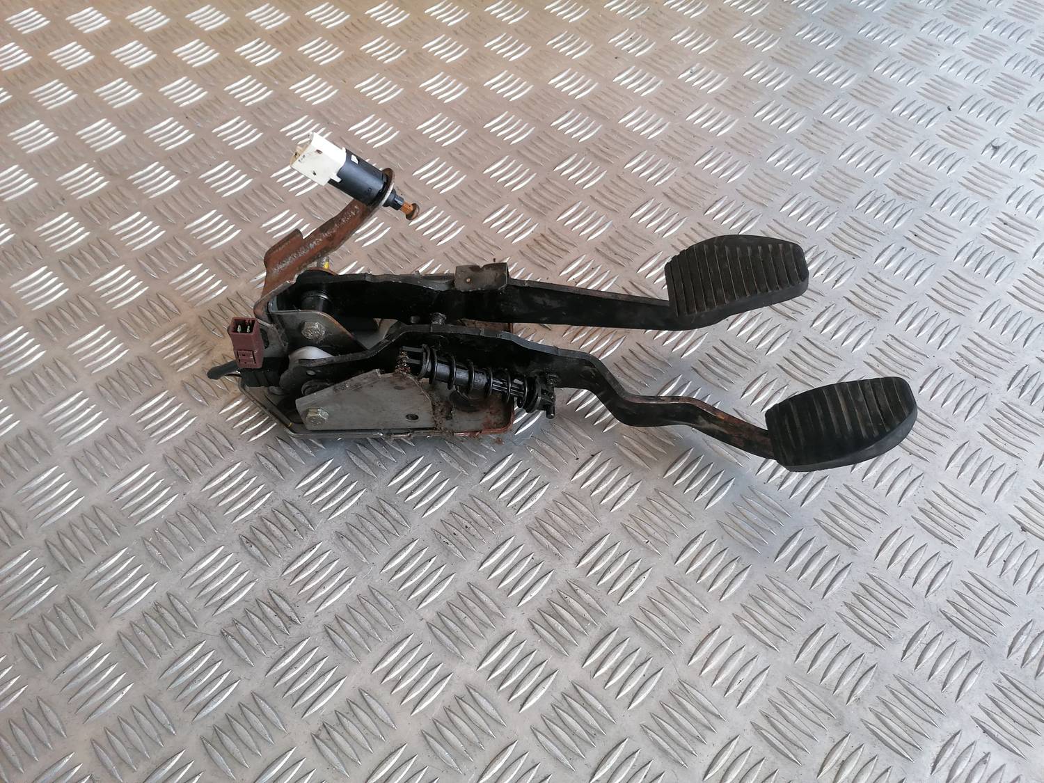 Pedāļu bloks priekš XSARA PICASSO 2003 1 Pedāļu bloks priekš XSARA PICASSO 2003