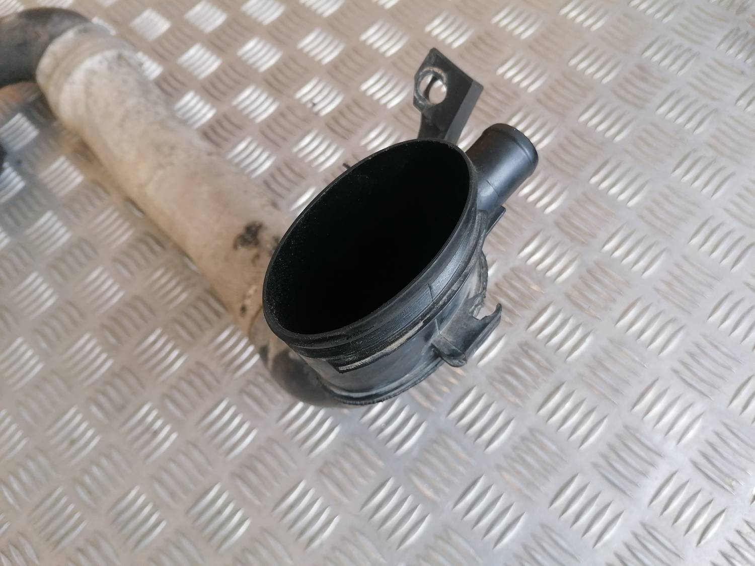 Interkulera caurule priekš XSARA PICASSO 2003 2 Interkulera caurule priekš XSARA PICASSO 2003