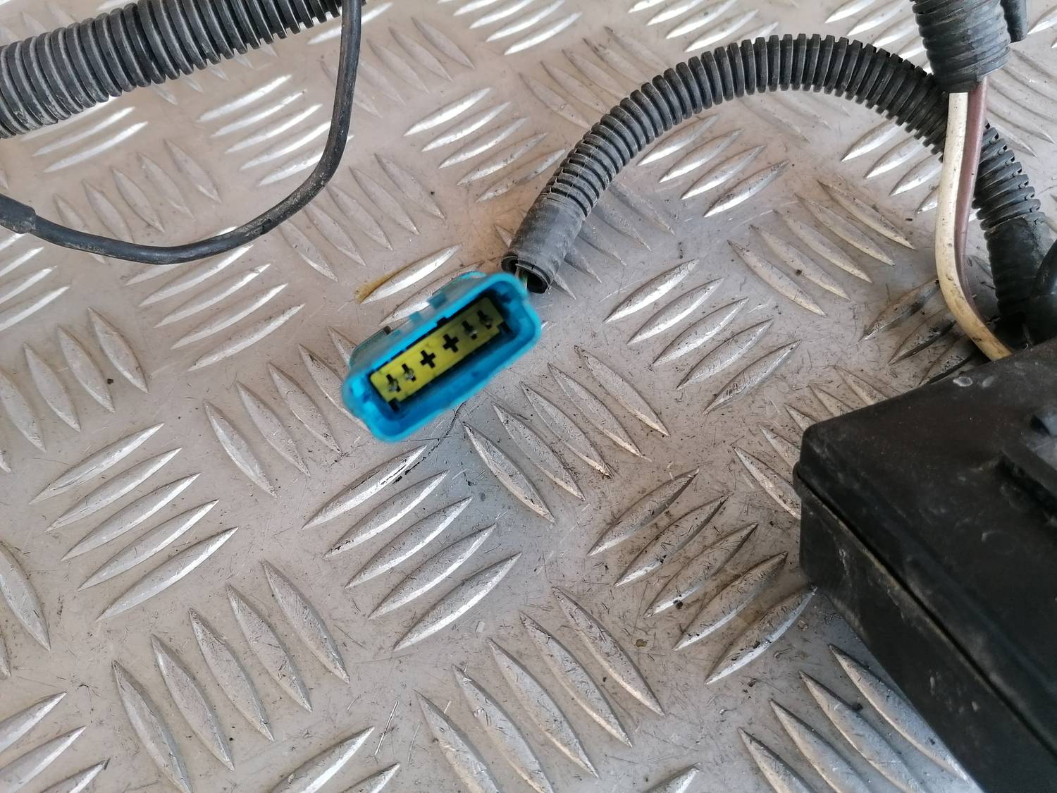 Kvēlsveču releja priekš XSARA PICASSO 2003