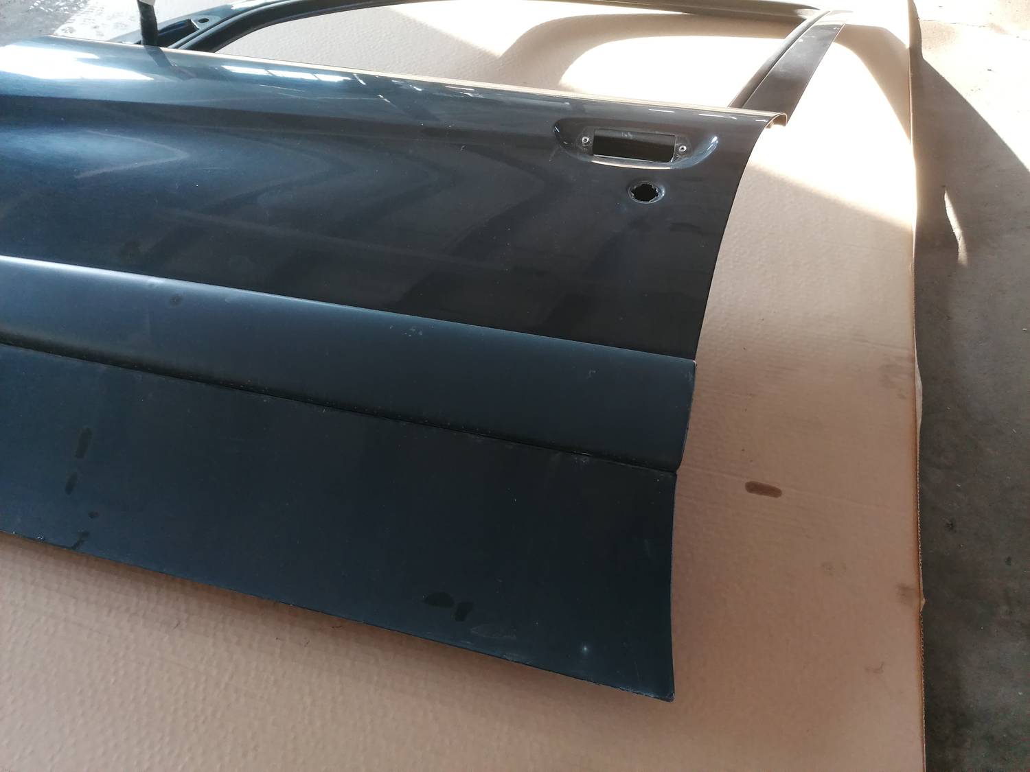 Priekšējās kreisās durvis priekš XSARA PICASSO 2003 3 Priekšējās kreisās durvis priekš XSARA PICASSO 2003