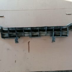 Aizmugurējā bufera pastiprinātājs priekš XSARA PICASSO 2003