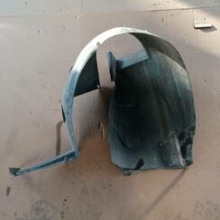 Priekšējais kreisais paspārns priekš XSARA PICASSO 2003