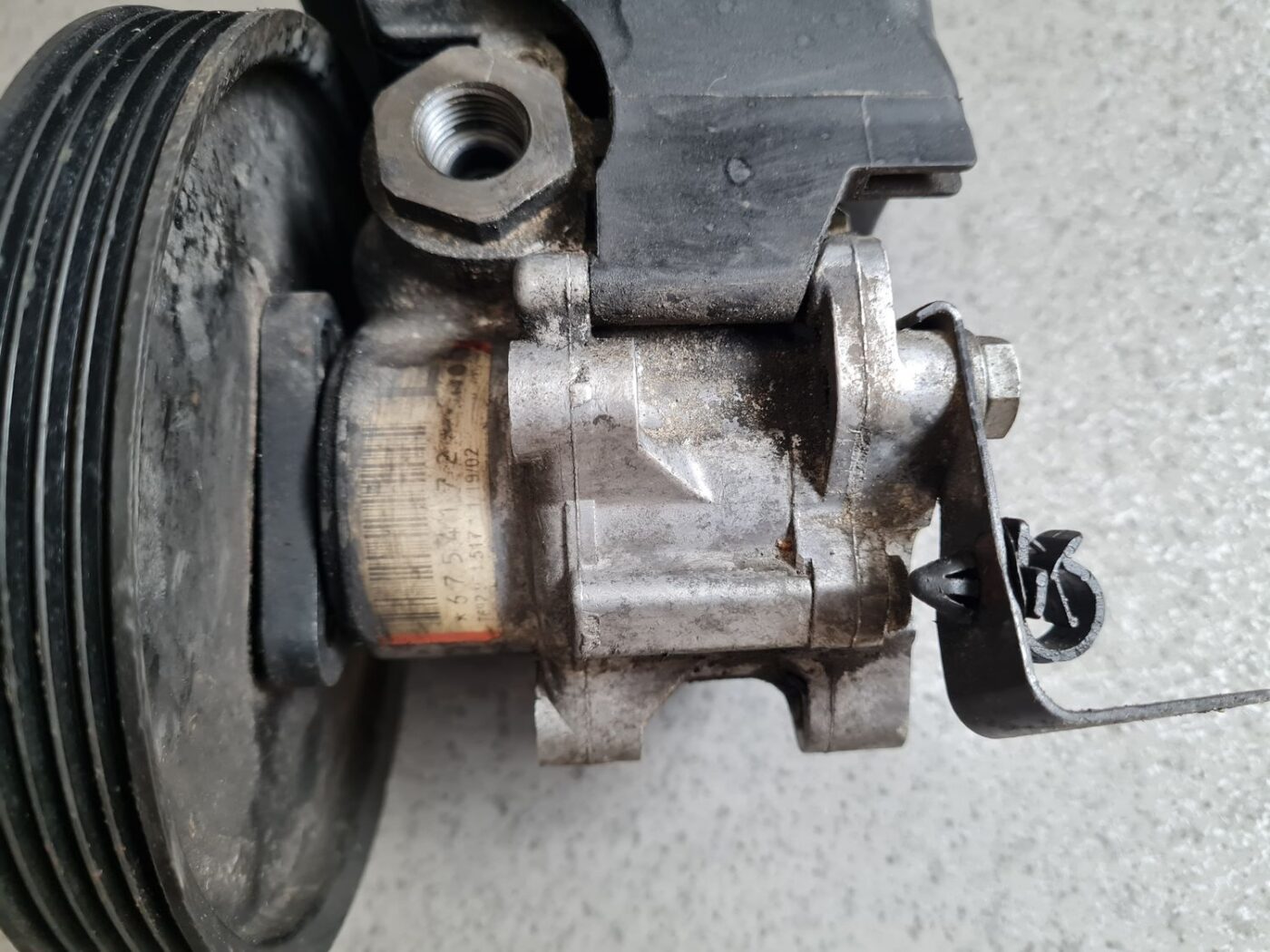 Hidrauliskais pastiprinātājs priekš BMW 318D E46 2002 SEDAN 8 Hidrauliskais pastiprinātājs priekš BMW 318D E46 2002 SEDAN