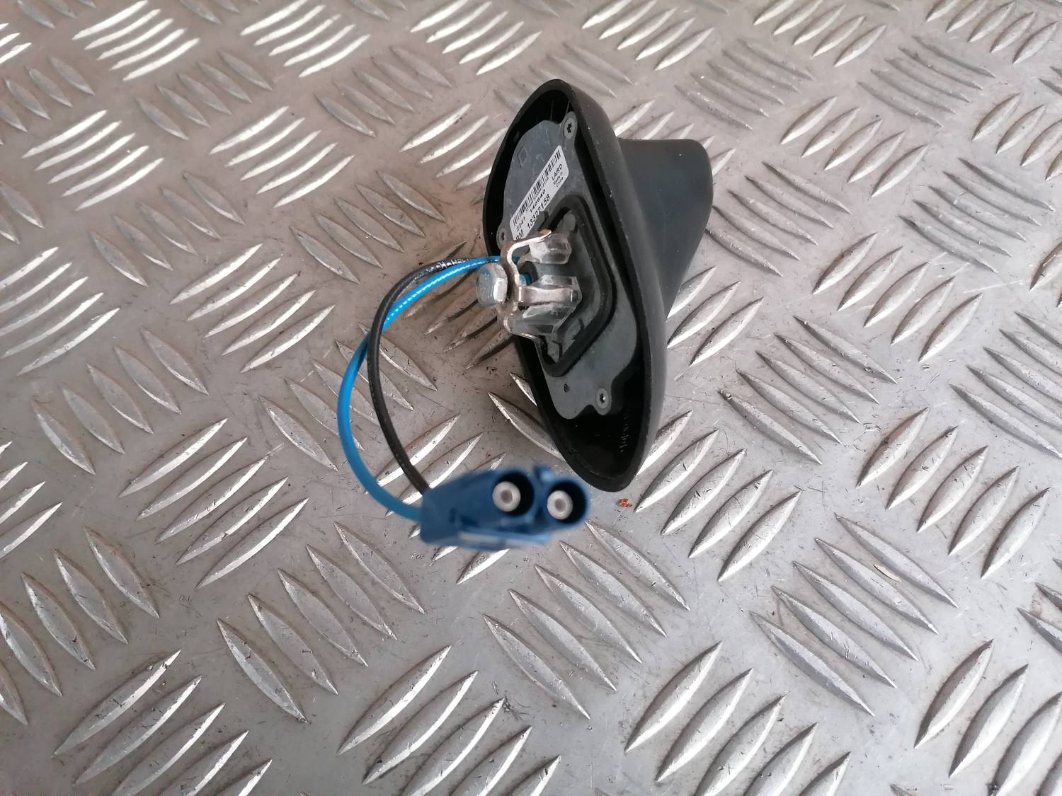 Jumta antena priekš OPEL ASTRA J 2012