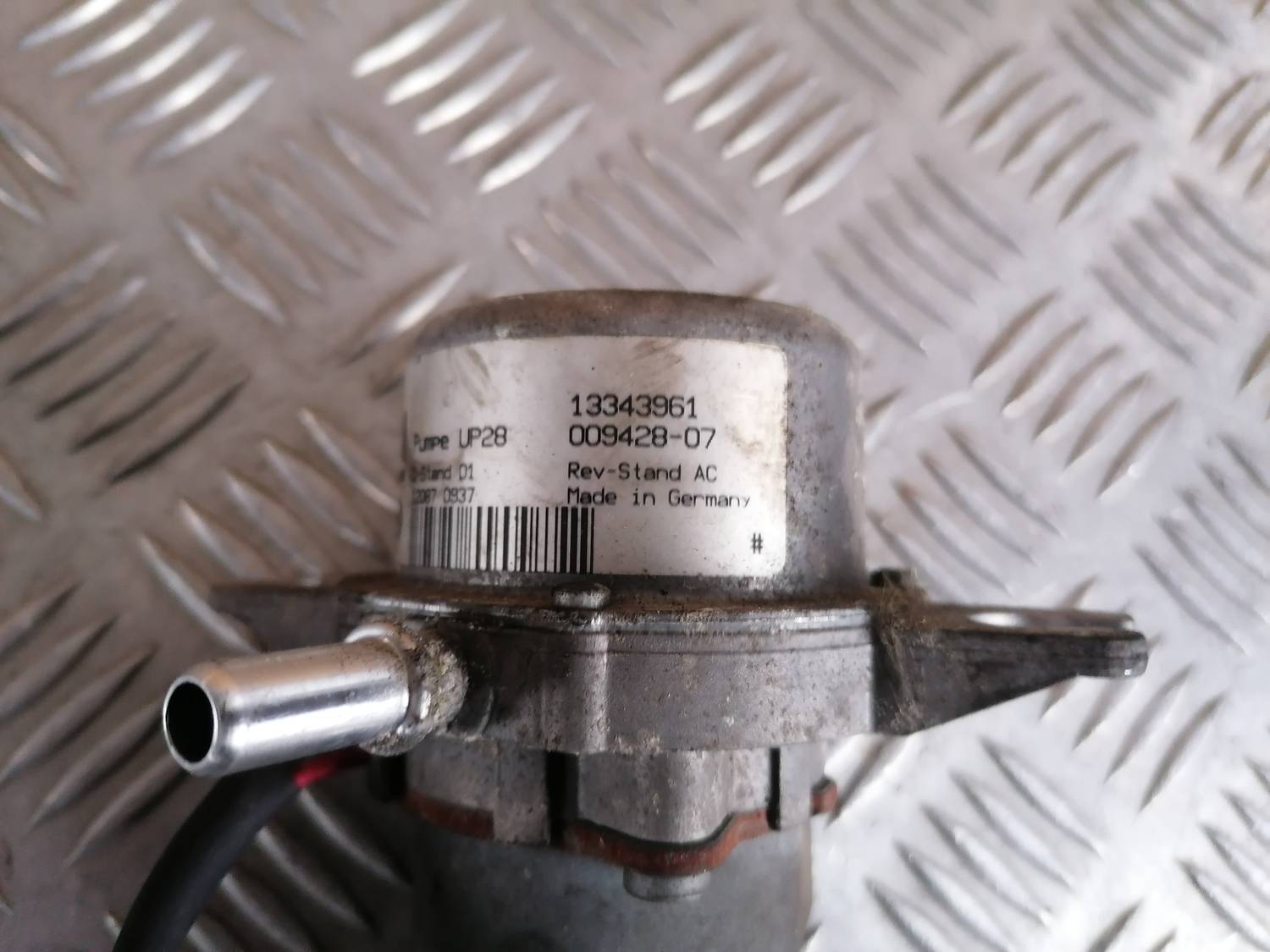 Vakuuma sūknis priekš OPEL ASTRA J 2012 6 Vakuuma sūknis priekš OPEL ASTRA J 2012