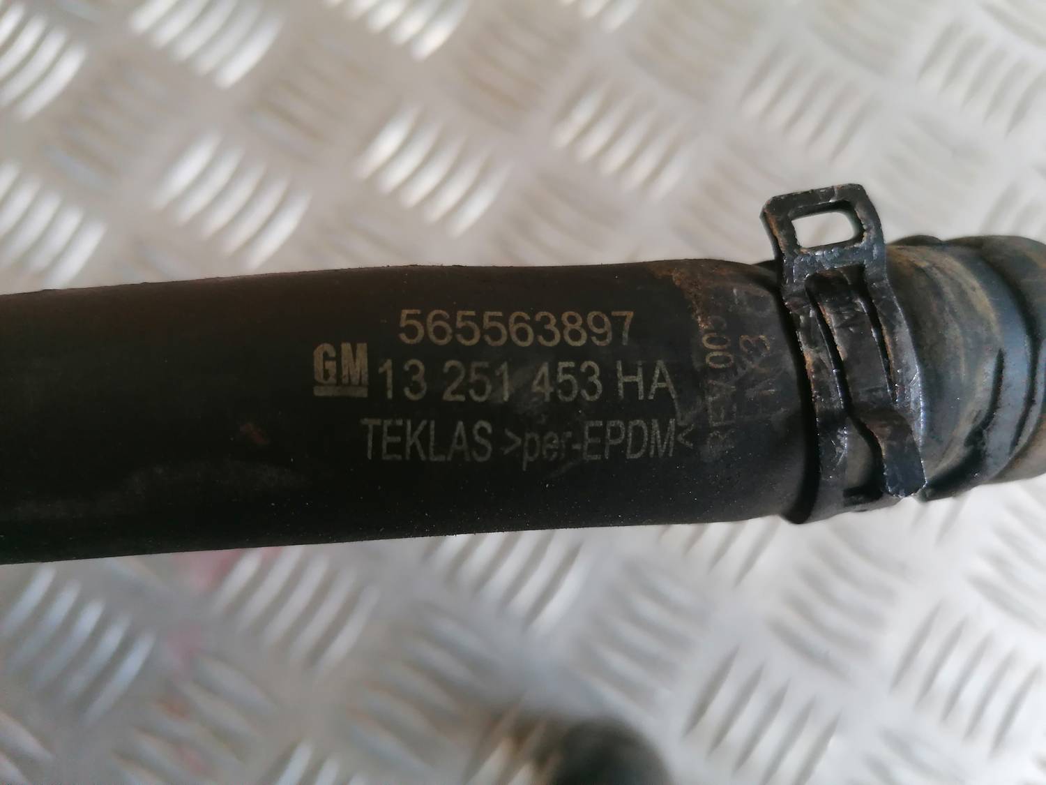 Dzesēšanas caurules priekš OPEL ASTRA J 2012 4 Dzesēšanas caurules priekš OPEL ASTRA J 2012