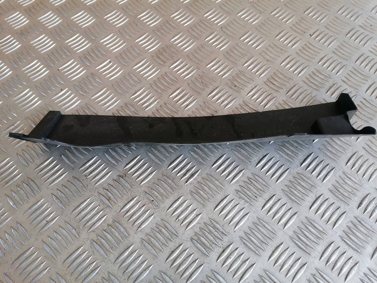 Vējstikla uzlika (deflektors) priekš OPEL ASTRA J 2012 2 Vējstikla uzlika (deflektors) priekš OPEL ASTRA J 2012