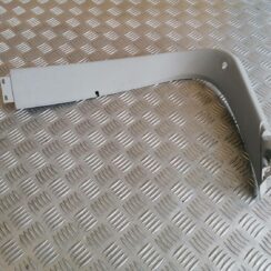 Bagāžnieka vāka apdare priekš OPEL ASTRA J 2012