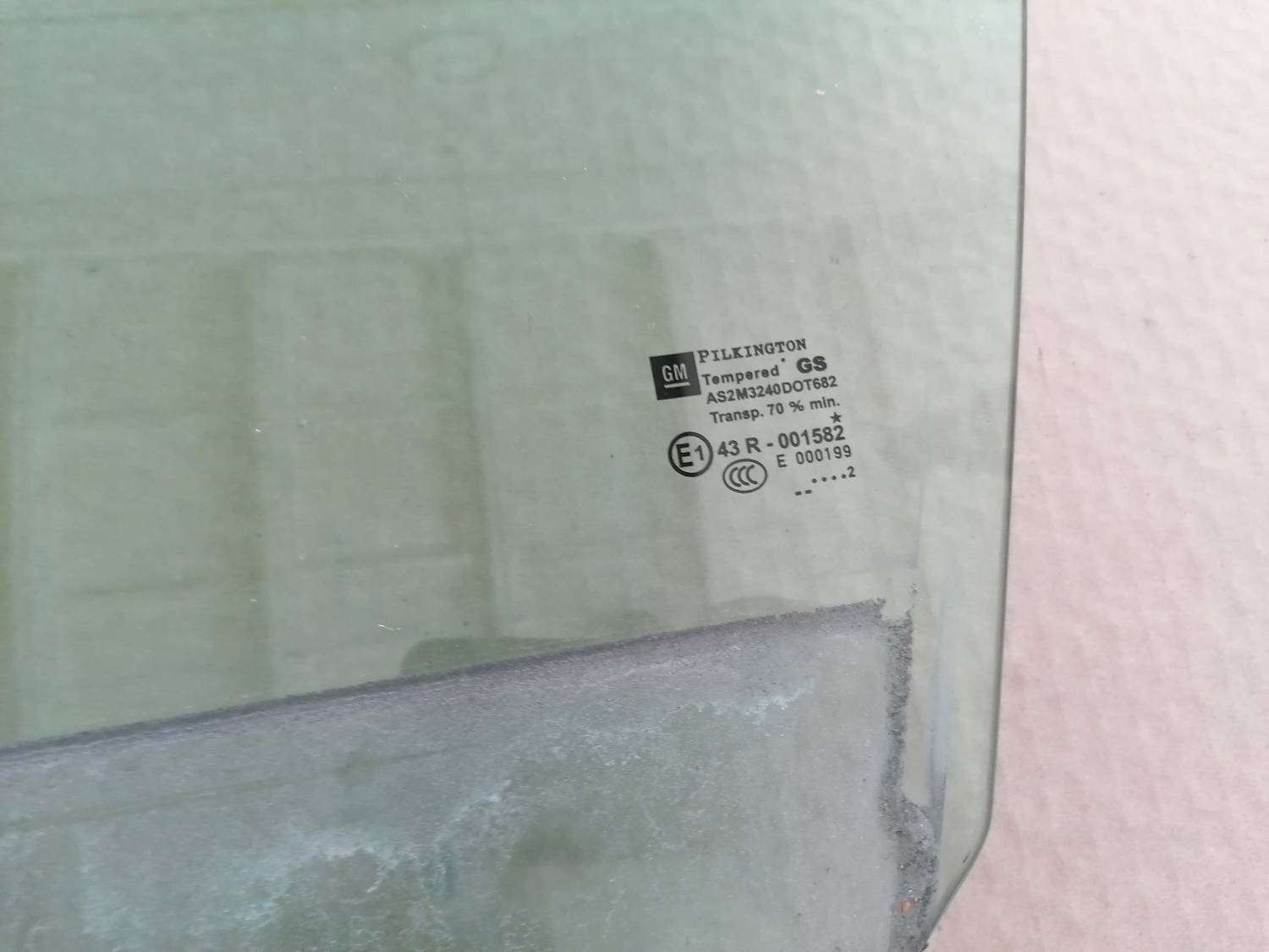 Priekšējo kreiso durvju stikls priekš OPEL ASTRA J 2012 3 Priekšējo kreiso durvju stikls priekš OPEL ASTRA J 2012