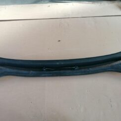 Vējstikla uzlikas (deflektora) režģis priekš OPEL ASTRA J 2012