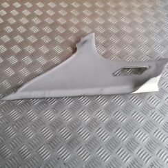 Aizmugurējas salona statnes apdare priekš BMW 318D E46 2002 SEDAN