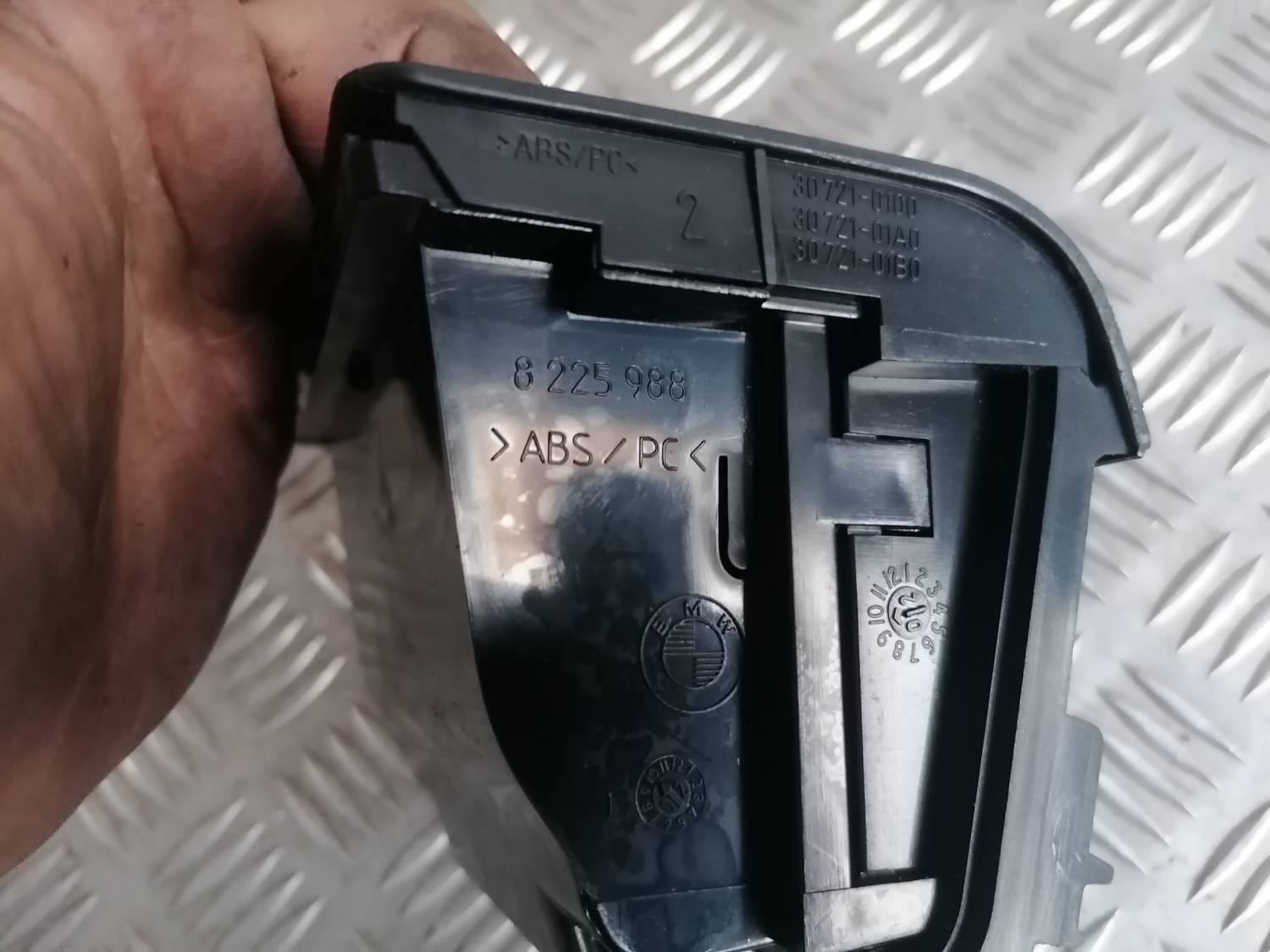 Pelnu trauks priekš BMW 318D E46 2002 SEDAN 5 Pelnu trauks priekš BMW 318D E46 2002 SEDAN