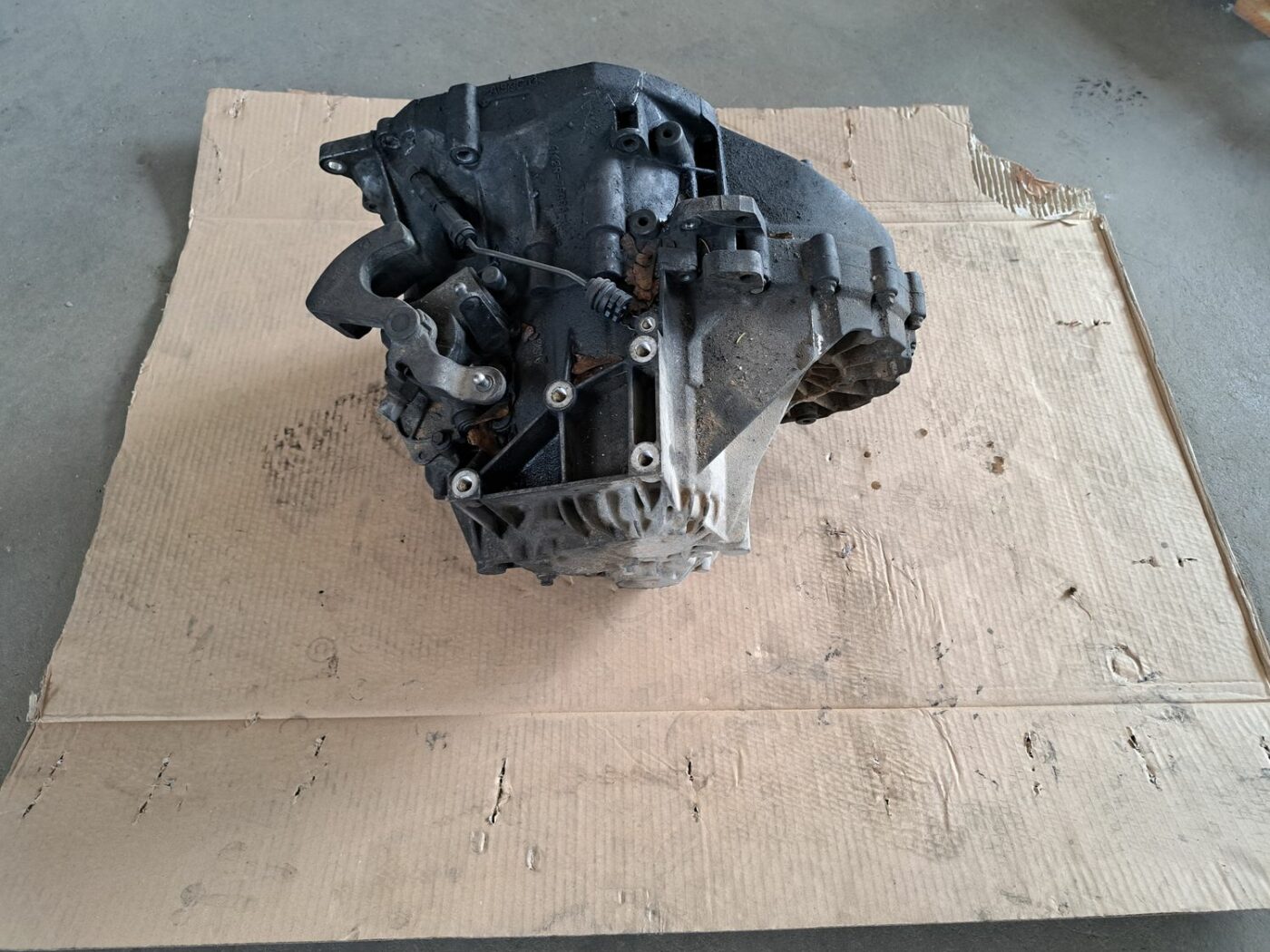 Mehāniska pārnesumkārba priekš VOLVO V70 2009