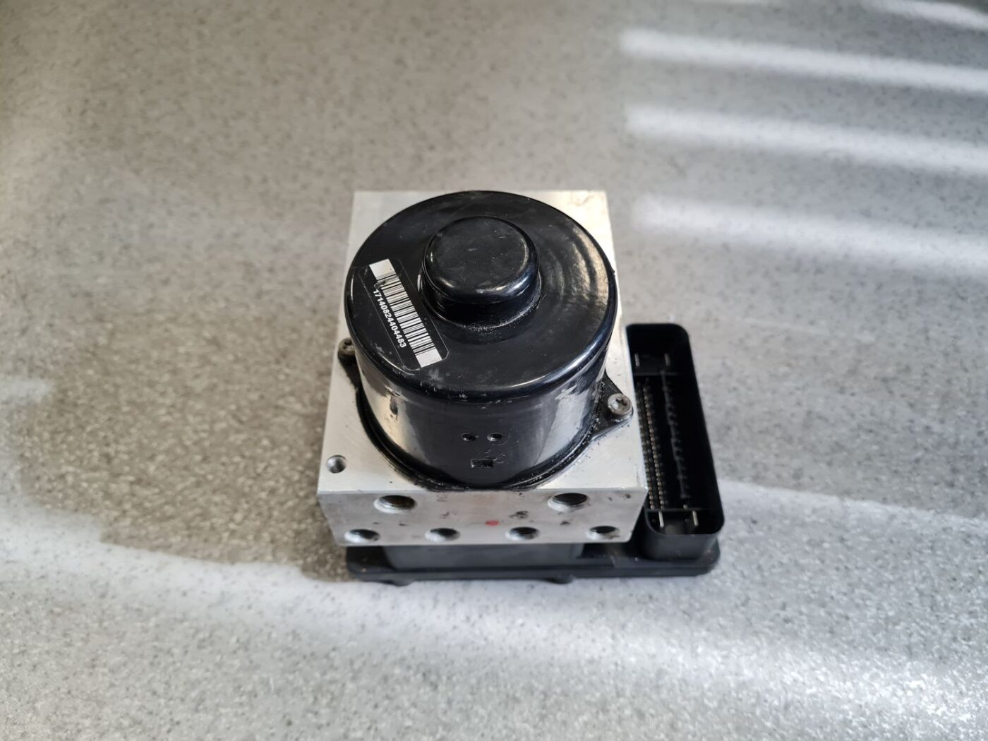 ABS bloks priekš MERCEDES BENZ ML280 2008 OBSIDIAN BLACK 1 ABS bloks priekš MERCEDES BENZ ML280 2008 OBSIDIAN BLACK