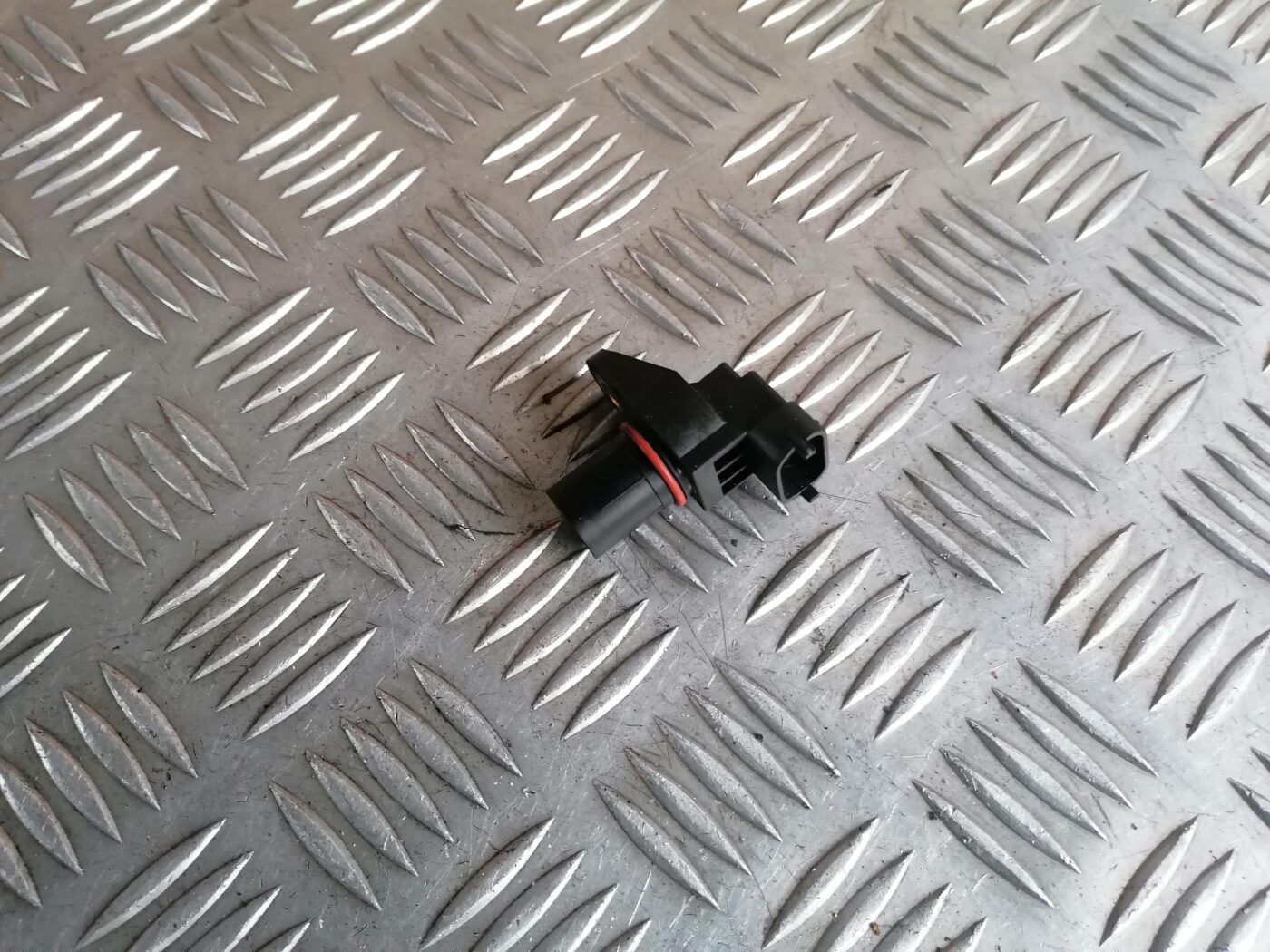 Sadales vārpstas devējs priekš MERCEDES BENZ ML280 2008 OBSIDIAN BLACK