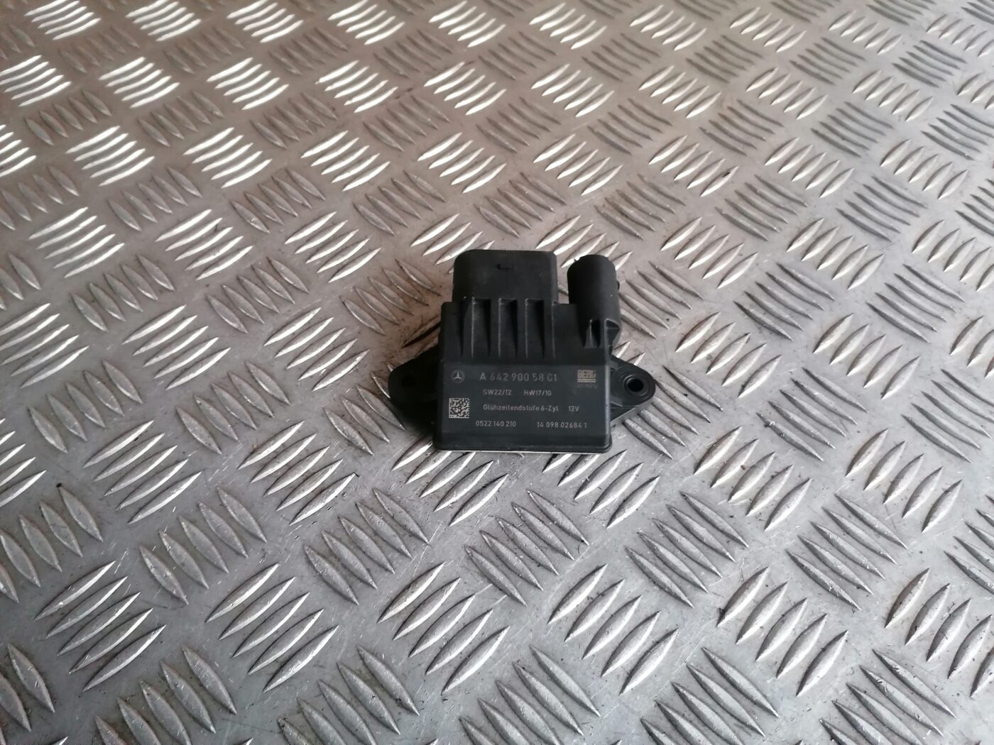 Kvēlsveču releja priekš MERCEDES BENZ ML280 2008 OBSIDIAN BLACK 1 Kvēlsveču releja priekš MERCEDES BENZ ML280 2008 OBSIDIAN BLACK