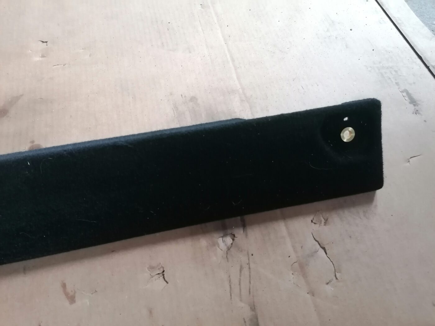 Bagāžnieka grīdas daļa priekš MERCEDES BENZ ML280 2008 OBSIDIAN BLACK 3 Bagāžnieka grīdas daļa priekš MERCEDES BENZ ML280 2008 OBSIDIAN BLACK