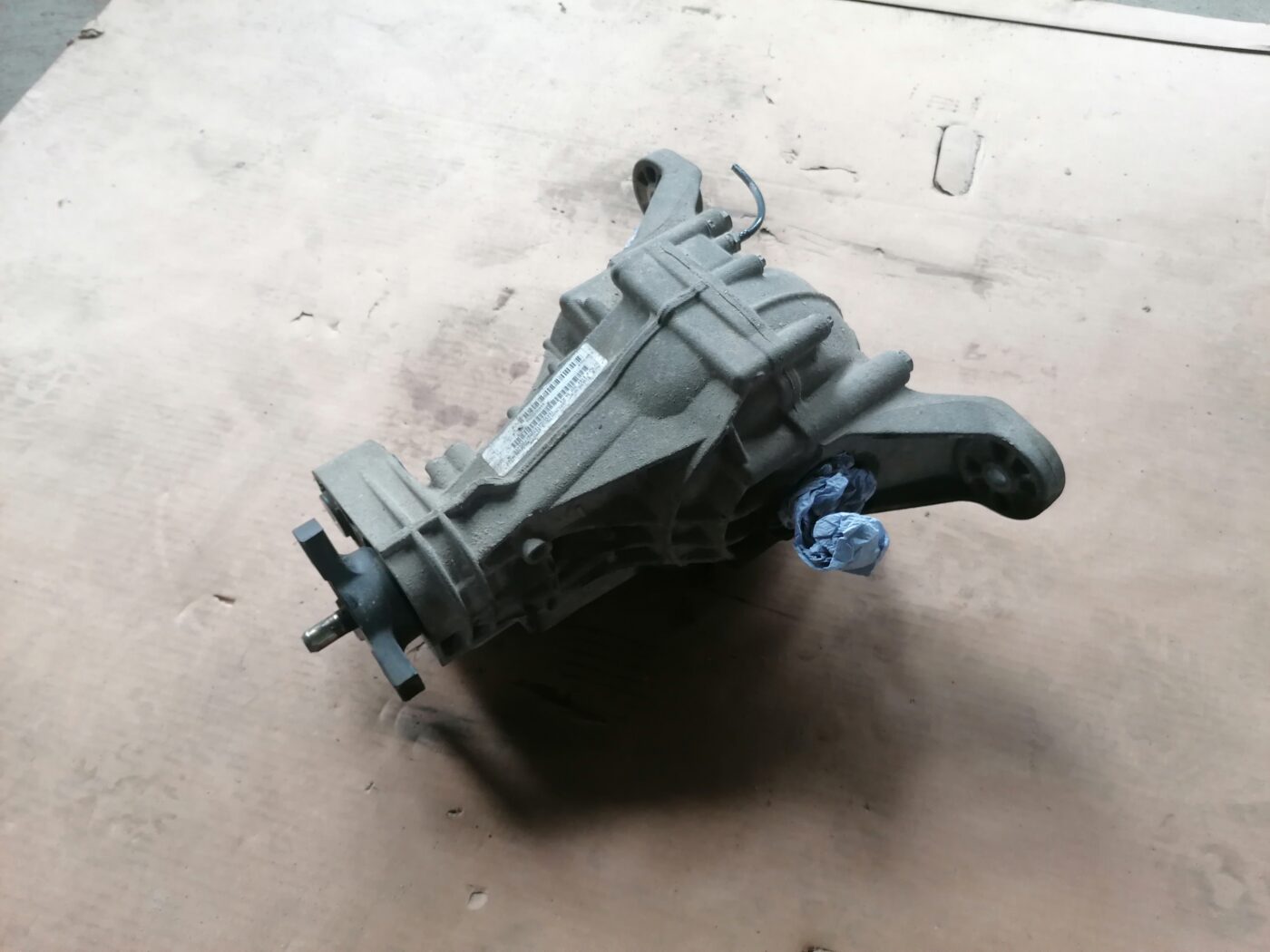 Aizmugurējais reduktors priekš MERCEDES BENZ ML280 2008 OBSIDIAN BLACK