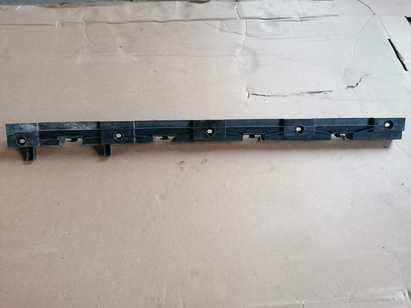 Sliekšņa kronšteins priekš MERCEDES BENZ ML280 2008 OBSIDIAN BLACK