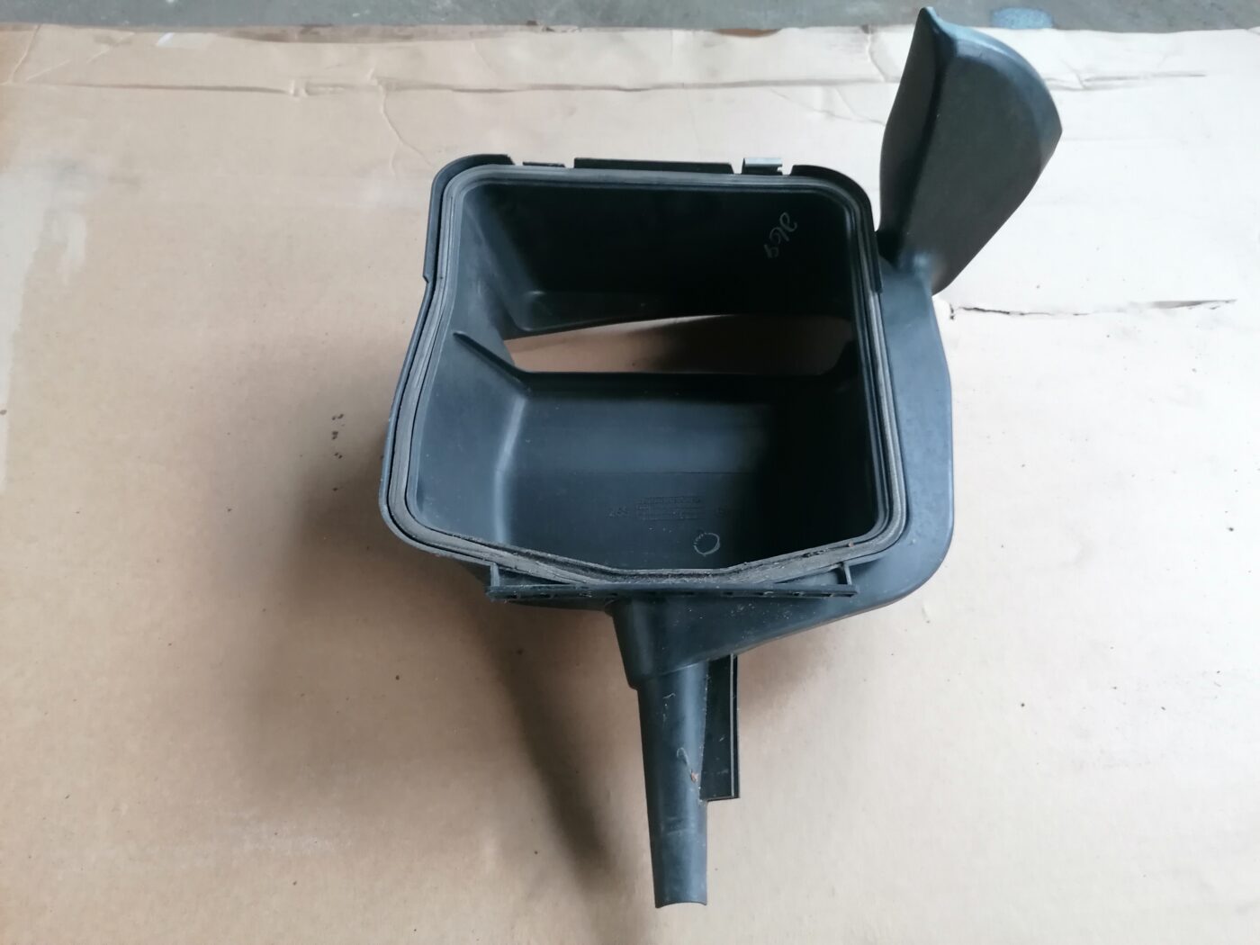 Salona gaisa vads priekš MERCEDES BENZ ML280 2008 OBSIDIAN BLACK 2 Salona gaisa vads priekš MERCEDES BENZ ML280 2008 OBSIDIAN BLACK