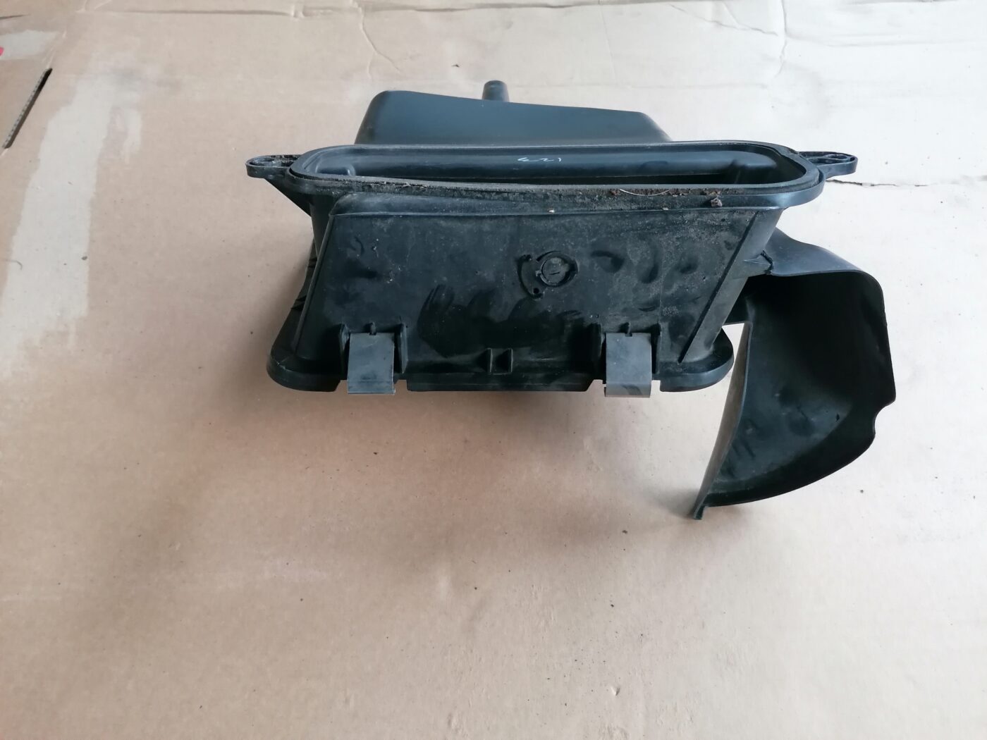 Salona gaisa vads priekš MERCEDES BENZ ML280 2008 OBSIDIAN BLACK 8 Salona gaisa vads priekš MERCEDES BENZ ML280 2008 OBSIDIAN BLACK