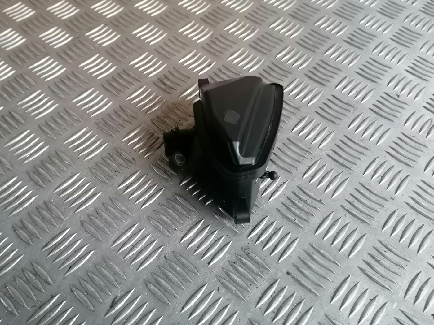 Trokšņa slāpetājs priekš MERCEDES BENZ ML280 2008 OBSIDIAN BLACK