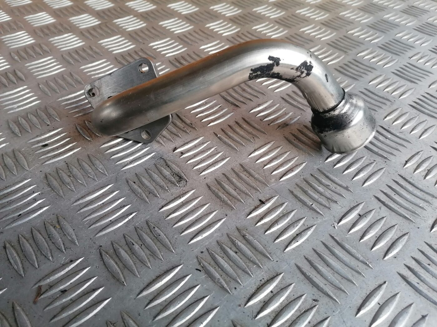 EGR caurule priekš MERCEDES BENZ ML280 2008 OBSIDIAN BLACK 5 EGR caurule priekš MERCEDES BENZ ML280 2008 OBSIDIAN BLACK