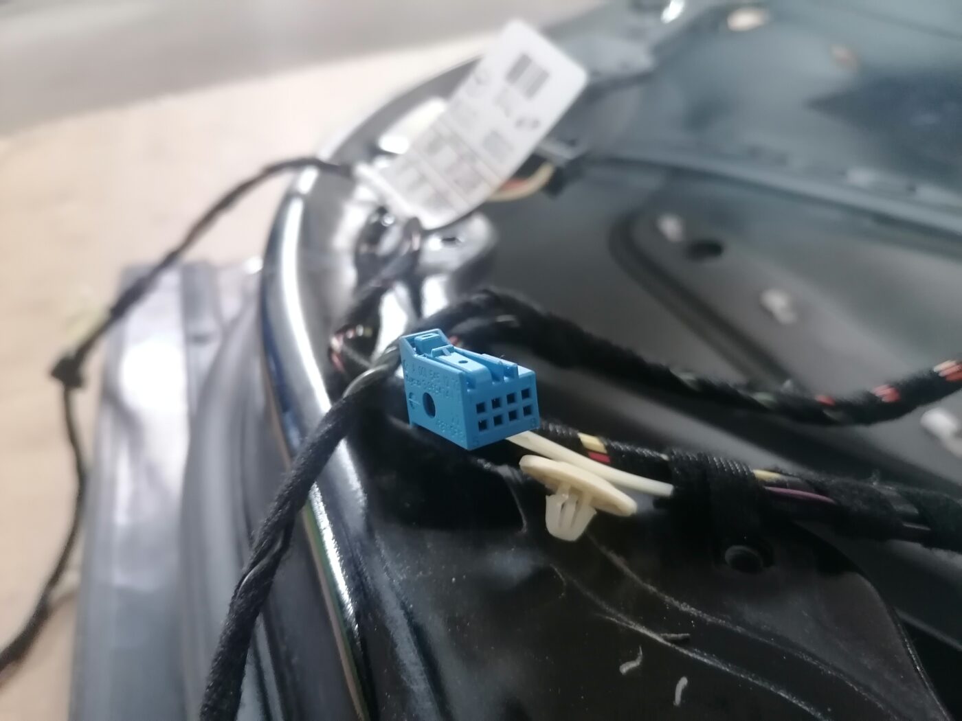 Aizmugurējās kreisās durvis priekš MERCEDES BENZ ML280 2008 OBSIDIAN BLACK 18 Aizmugurējās kreisās durvis priekš MERCEDES BENZ ML280 2008 OBSIDIAN BLACK