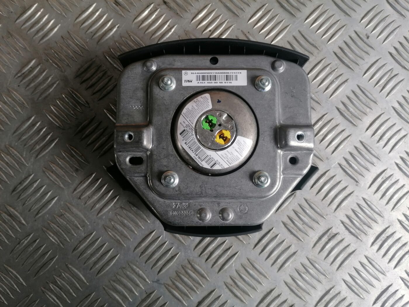 Stūres drošības spilvens priekš MERCEDES BENZ ML280 2008 OBSIDIAN BLACK 4 Stūres drošības spilvens priekš MERCEDES BENZ ML280 2008 OBSIDIAN BLACK