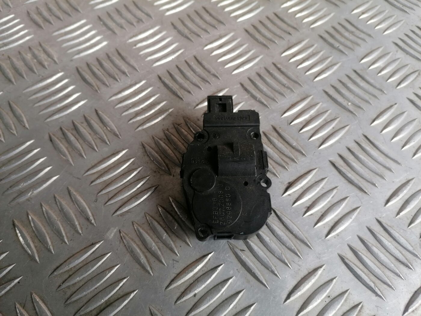 Apsildes sistēmas aktuators priekš MERCEDES BENZ ML280 2008 OBSIDIAN BLACK