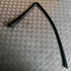 Durvju stikla moldings priekš MERCEDES BENZ ML280 2008 OBSIDIAN BLACK