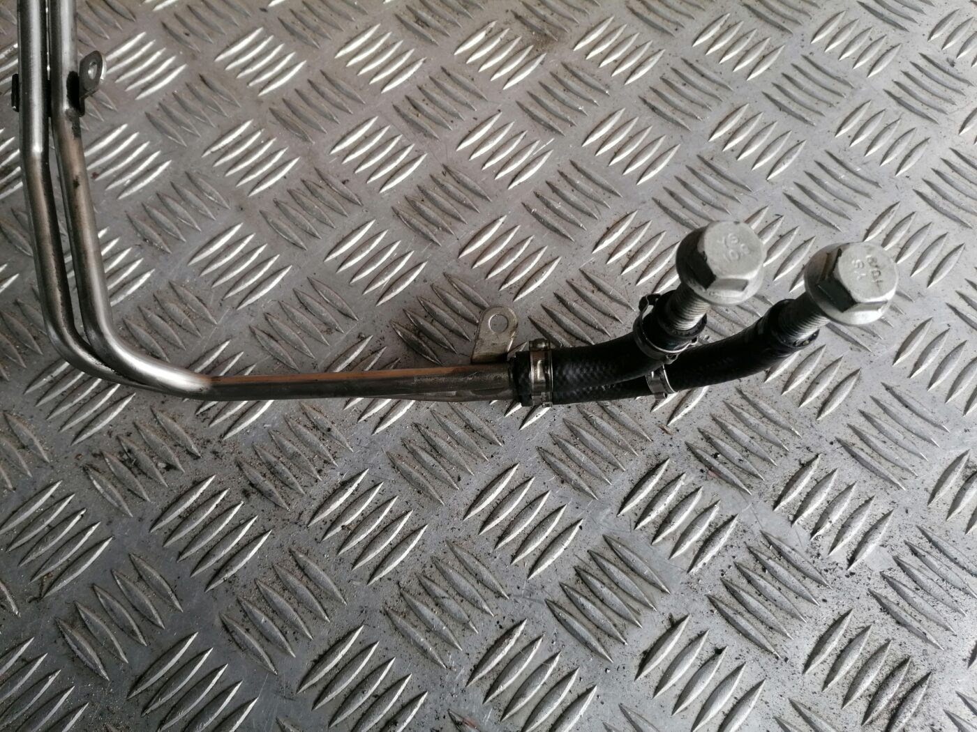 Degvielas caurule priekš MERCEDES BENZ ML280 2008 OBSIDIAN BLACK